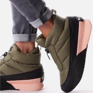 Sorel | Out N About III Puffy Zip winter snow Boot Khaki green pink black sz 10